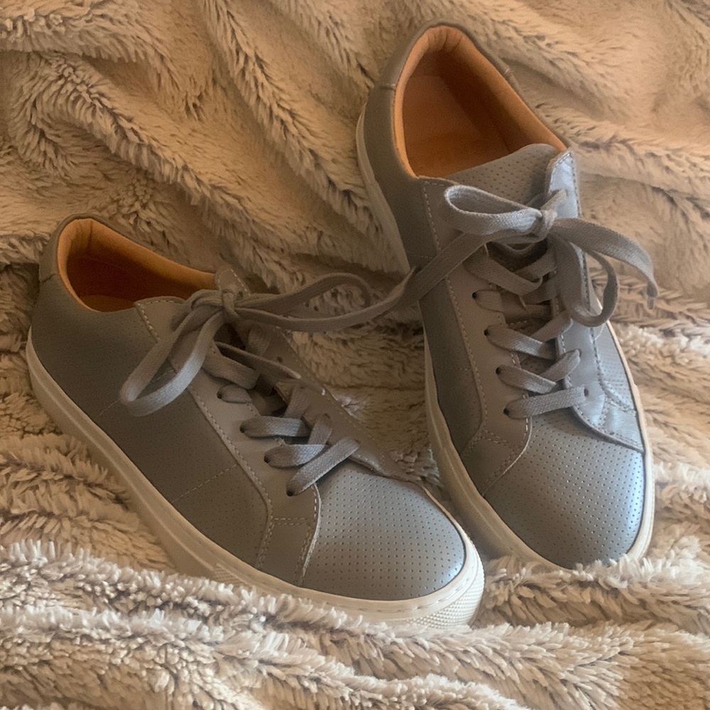 THE GREAT Grey Leather Low Tops